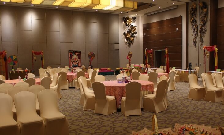 dine-spa-treatment-at-surya-palace